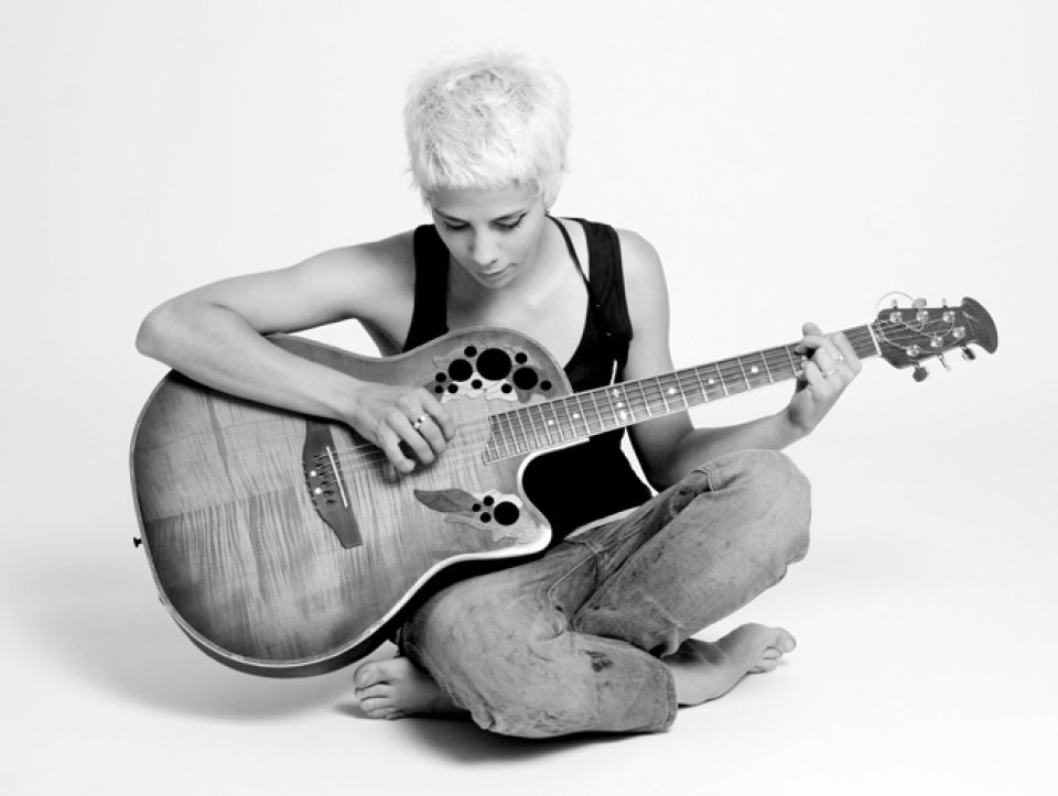 2008-06-30 Faiyo - fotky pro časopis